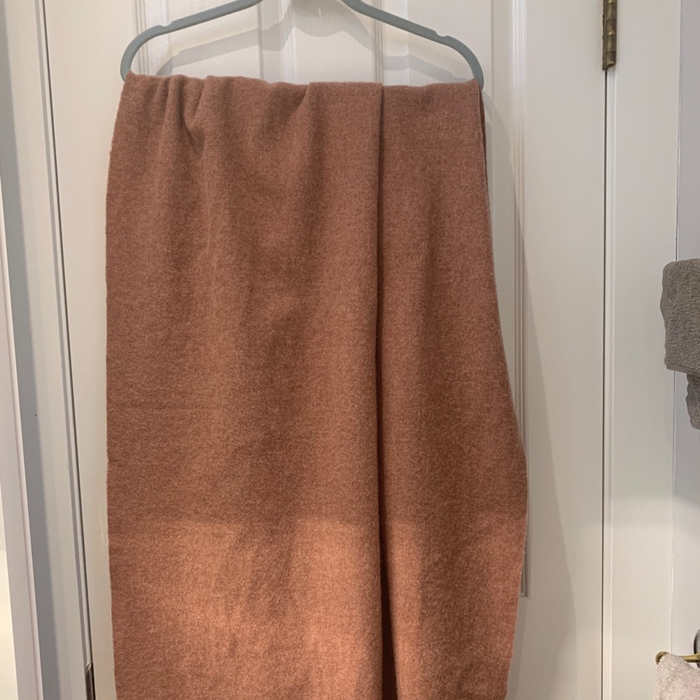 Aritzia scarf/wrap
